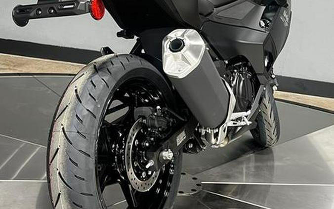 2026 Kawasaki Ninja® 500 ABS Metallic Flat Spark Black