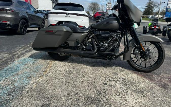 2019 Harley-Davidson® FLHXS - Street Glide® Special