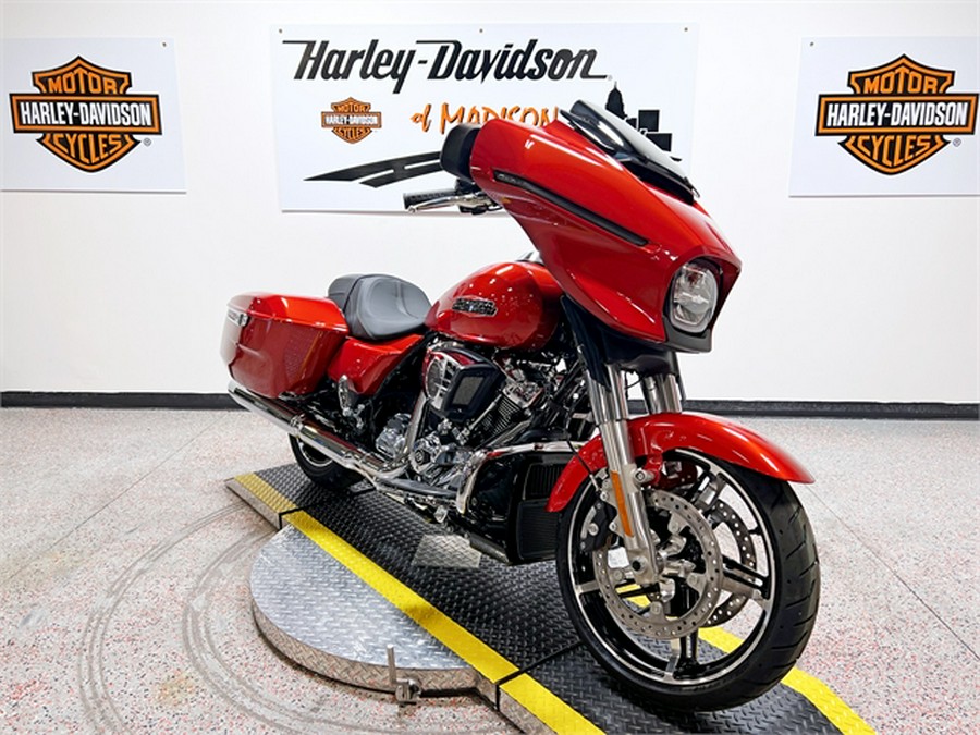 2024 Harley-Davidson Street Glide FLHX WHISKEY FIRE Chrome Trim