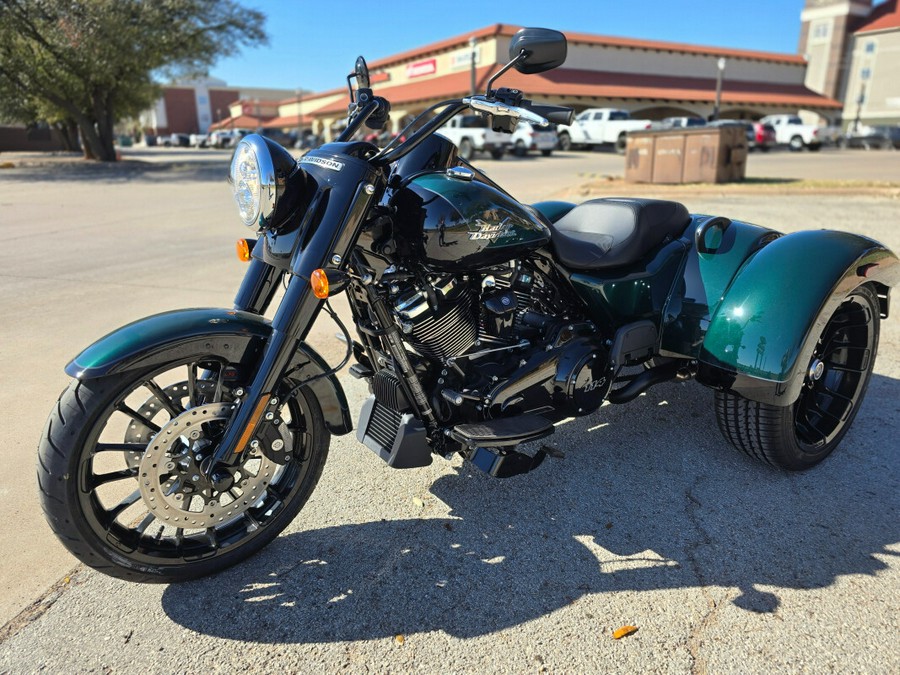 2024 Harley-Davidson® Freewheeler®