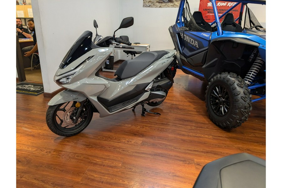 2025 Honda PCX ABS
