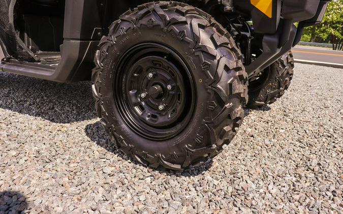 2026 Can-Am® Defender HD7