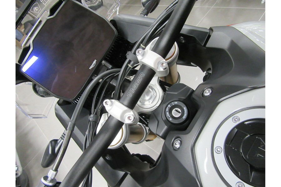 2025 TIGER RALLY PRO 900 - Triumph
