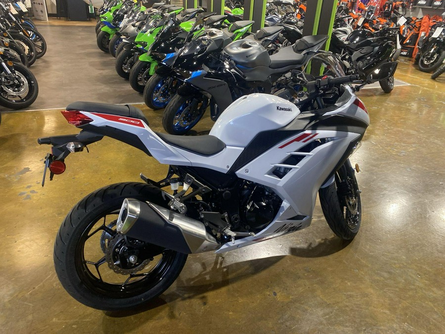 2026 Kawasaki NINJA 300 ABS