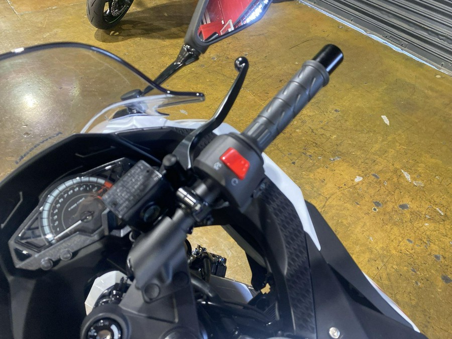 2026 Kawasaki NINJA 300 ABS