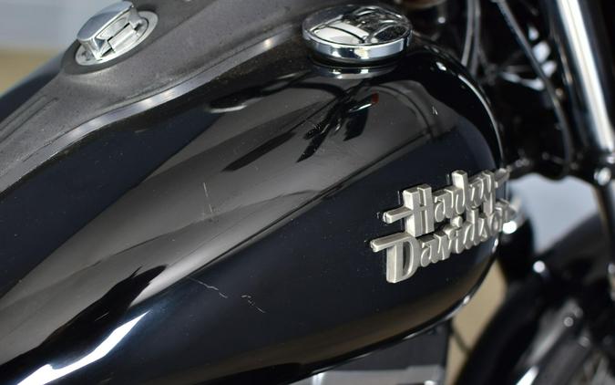 2015 Harley-Davidson Street Bob Vivid Black