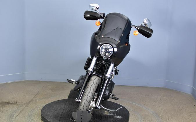 2015 Harley-Davidson Street Bob Vivid Black