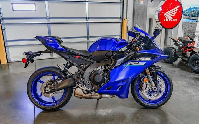 2027 Yamaha YZF-R9