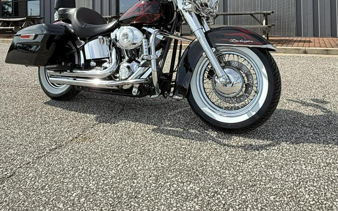 2005 Harley-Davidson® Softail® Deluxe Vivid Black