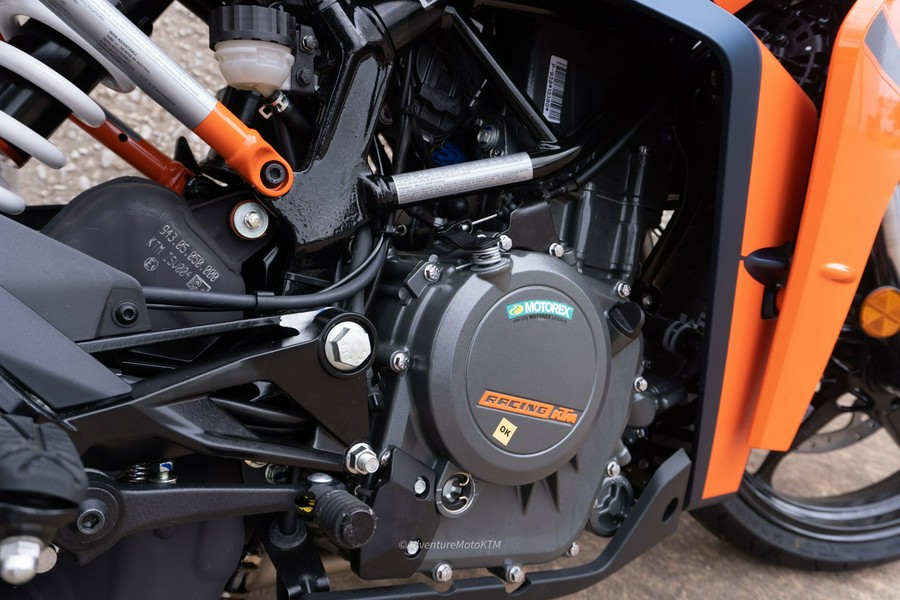 2023 KTM RC 390