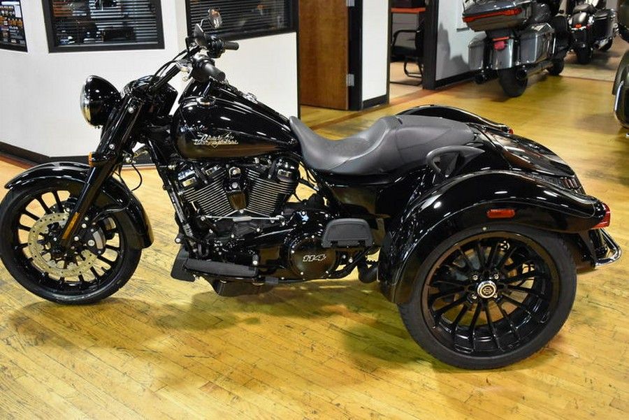 2023 Harley-Davidson® FLRT - Freewheeler®