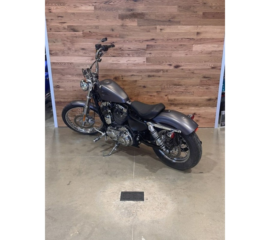 2016 Harley-Davidson Sportster XL1200V - Seventy-Two