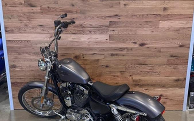 2016 Harley-Davidson Sportster XL1200V - Seventy-Two