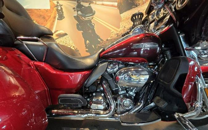 2018 Harley-Davidson® FLHTCUTG - Tri Glide® Ultra