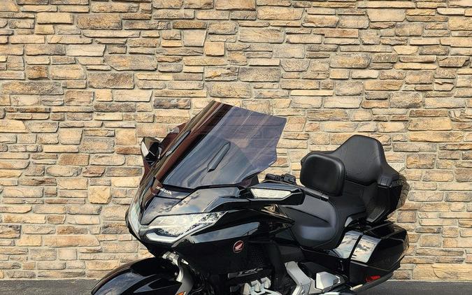 2019 Honda® Gold Wing Tour Automatic DCT Darkness Black Metallic