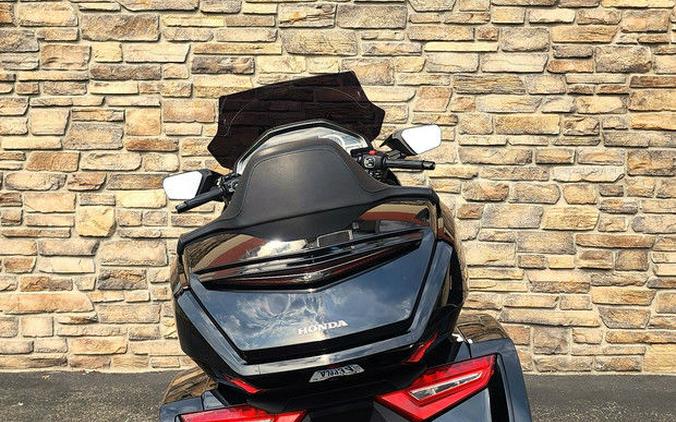 2019 Honda® Gold Wing Tour Automatic DCT Darkness Black Metallic