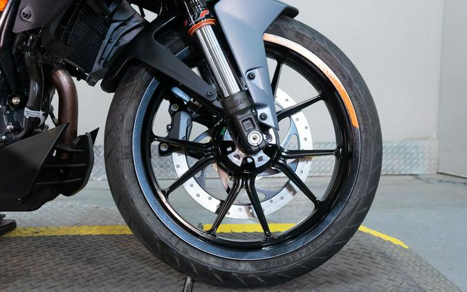 2023 KTM 390 Duke