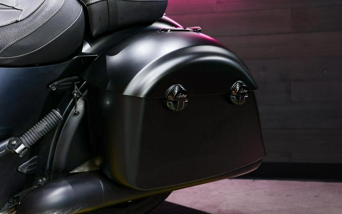 2019 Indian Motorcycle Springfield Dark Horse