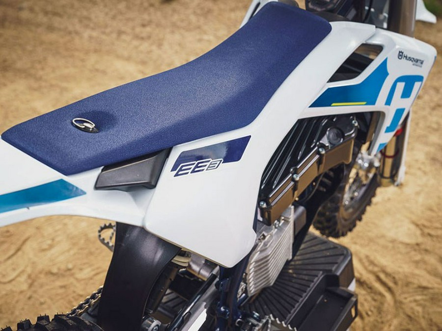 2024 Husqvarna Motorcycles EE 3