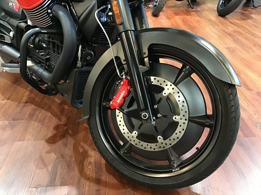 2017 Moto Guzzi MGX-21