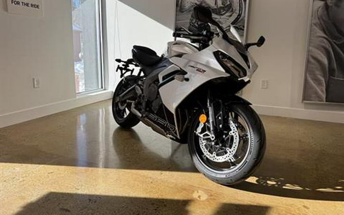 2025 Triumph Daytona 660