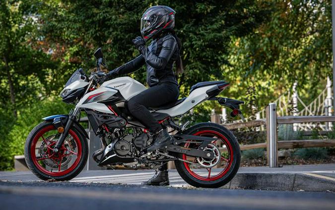 2026 Kawasaki Z500 SE ABS