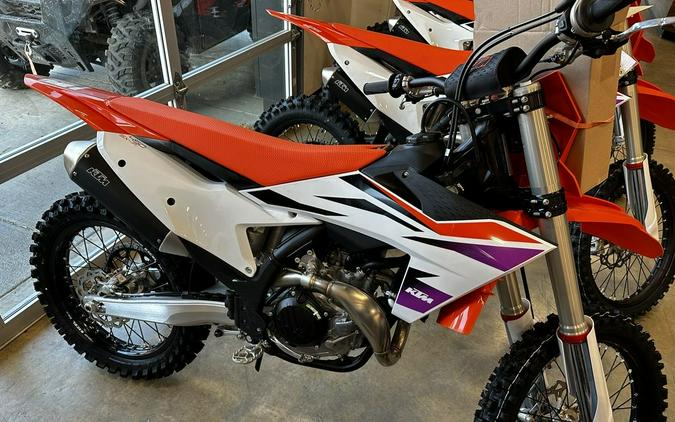 2024 KTM 450 SX-F Factory Edition First Look [17 Fast Facts]