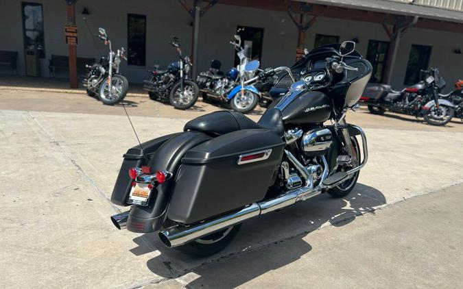 2020 Harley-Davidson® Road Glide® River Rock Gray Denim