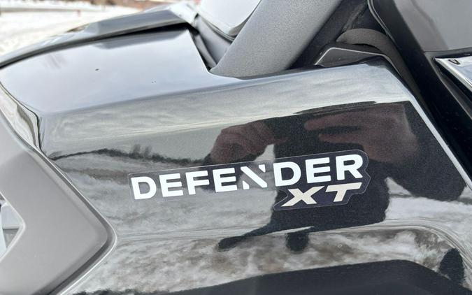 2026 Can-Am Defender XT CAB HD11
