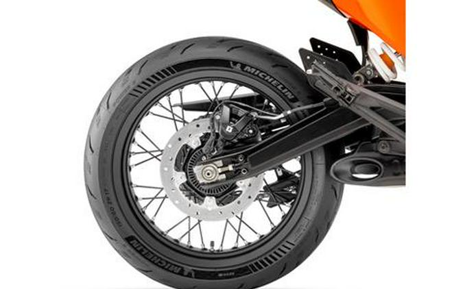 2025 KTM 390 SMC R