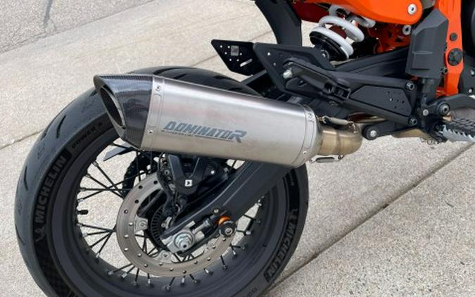 2025 KTM 390 SMC R