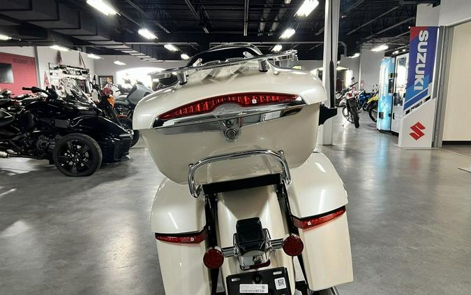 2026 Indian Motorcycle® Pursuit Limited Signature Series Frontier Pearl / Revere Red