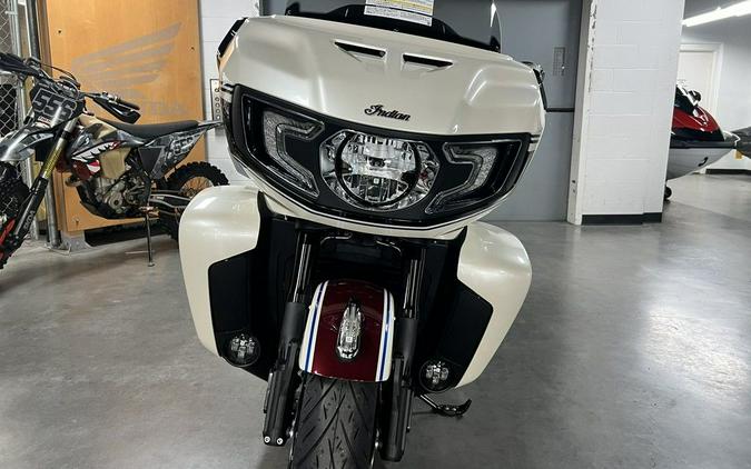 2026 Indian Motorcycle® Pursuit Limited Signature Series Frontier Pearl / Revere Red