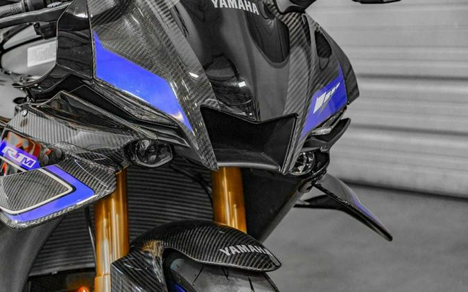 2025 Yamaha YZF-R1M