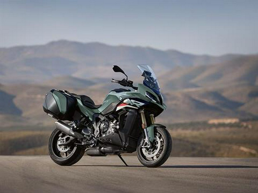 2026 BMW S 1000 XR