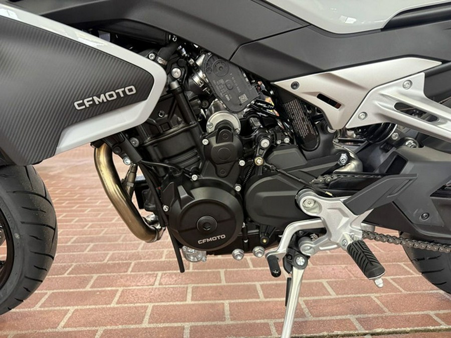 2026 CFMOTO NK 800