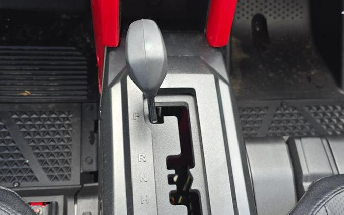 2026 Honda® Talon 1000R-4 FOX Live Valve
