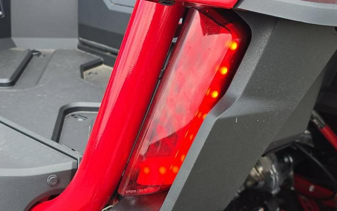 2026 Honda® Talon 1000R-4 FOX Live Valve