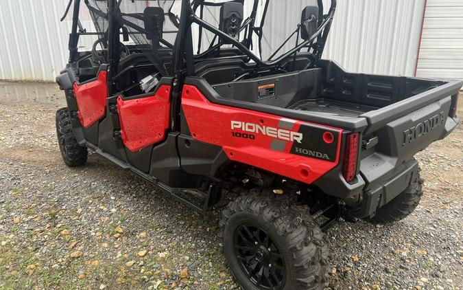 2023 Honda® Pioneer 1000-6 Deluxe Crew