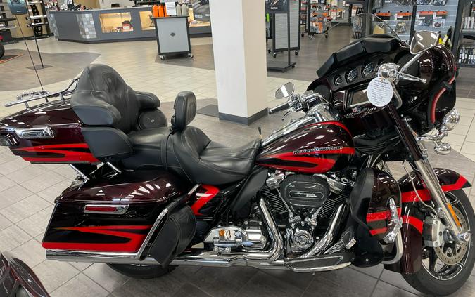 2017 Harley-Davidson CVO Limited