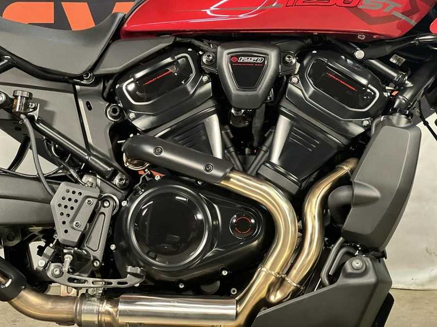 2025 Harley-Davidson® RA1250ST - Pan America® 1250 ST