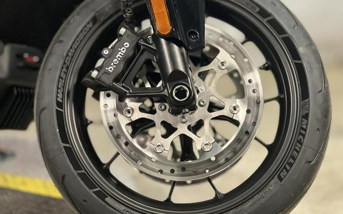 2025 Harley-Davidson® RA1250ST - Pan America® 1250 ST