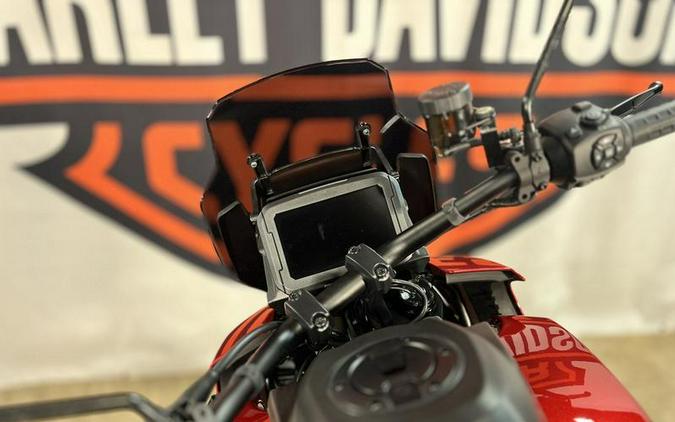 2025 Harley-Davidson® RA1250ST - Pan America® 1250 ST