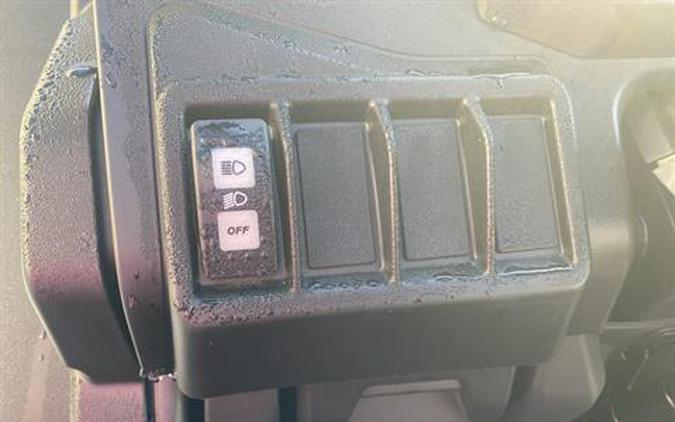 2026 Can-Am Defender DPS HD9