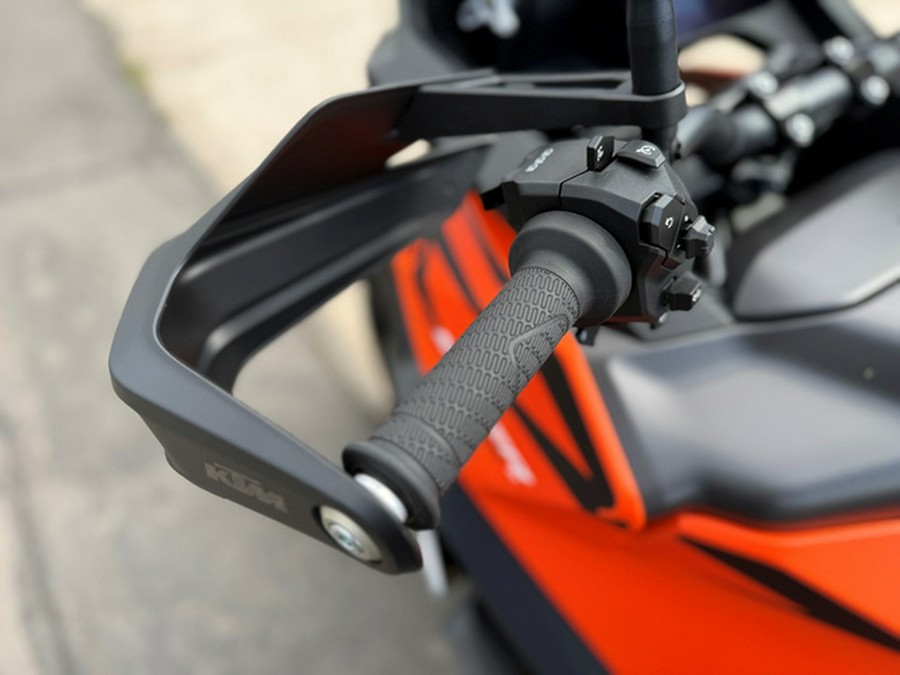 2026 KTM 1390 Super Adventure S EVO