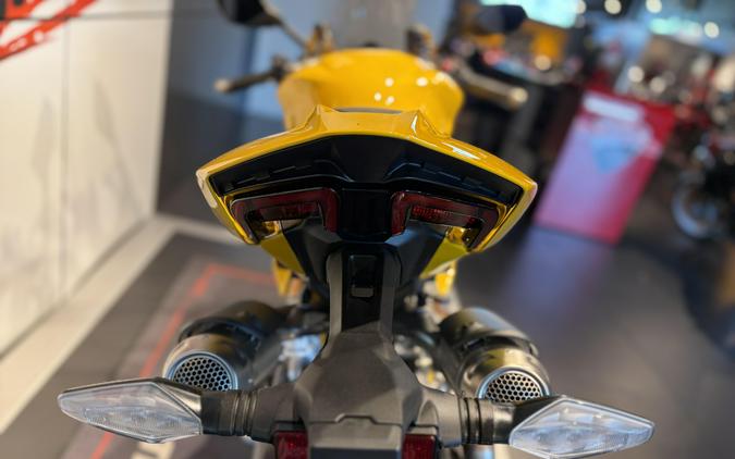 2026 Ducati PANIGALE V2 S
