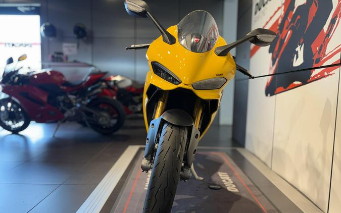 2026 Ducati PANIGALE V2 S