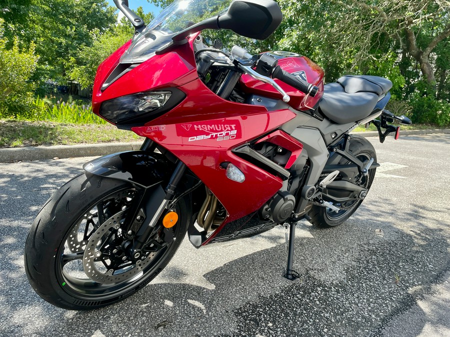 2025 Triumph Daytona 660