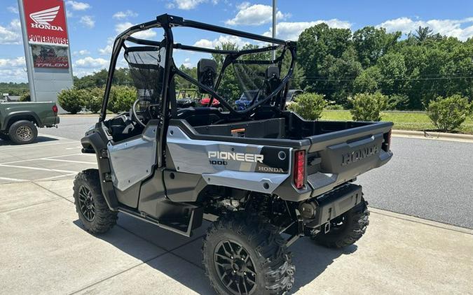 2024 Honda Pioneer 1000 Deluxe