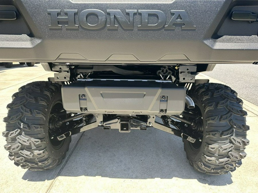 2024 Honda Pioneer 1000 Deluxe